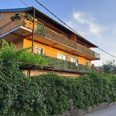 Apartments Mirkovic Cetinje Eksteriør bilde