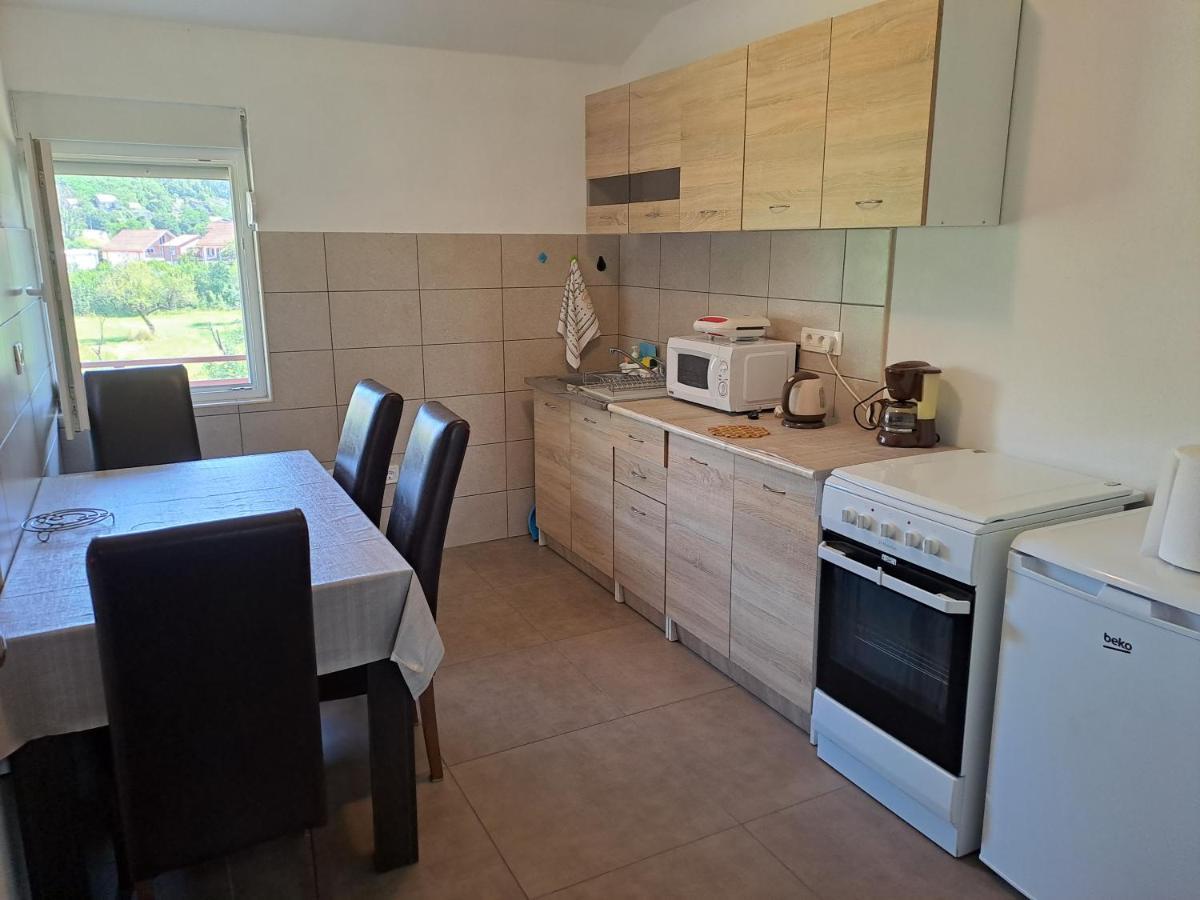 Apartments Mirkovic Cetinje Eksteriør bilde